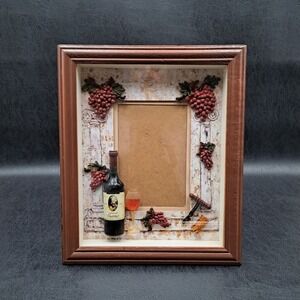 Wine Shadow Box 4 x 6 Picture Frame 3D Grapes Cabernet Shiraz Designstyles 2005